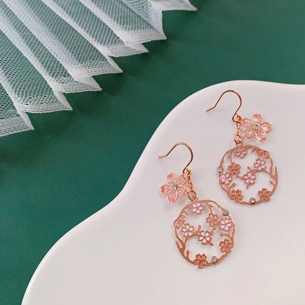 Dangle Ear Earrings Hollow Pendant Earring